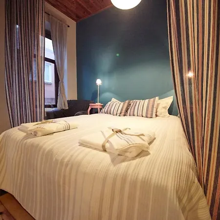 Studio At The Heart Of Taksim Apartment