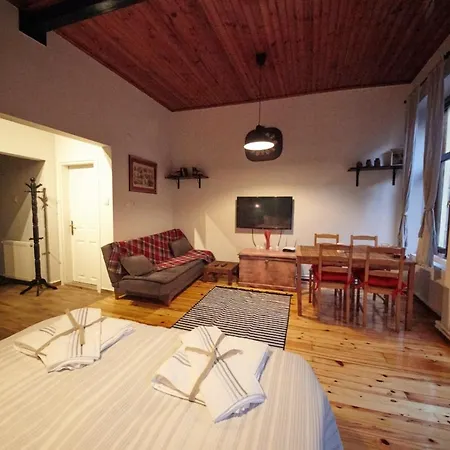 アパート At The Heart Of Taksim